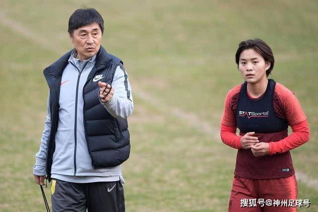 延边龙鼎小负深圳青年，诺布尔罚球锁定胜局
